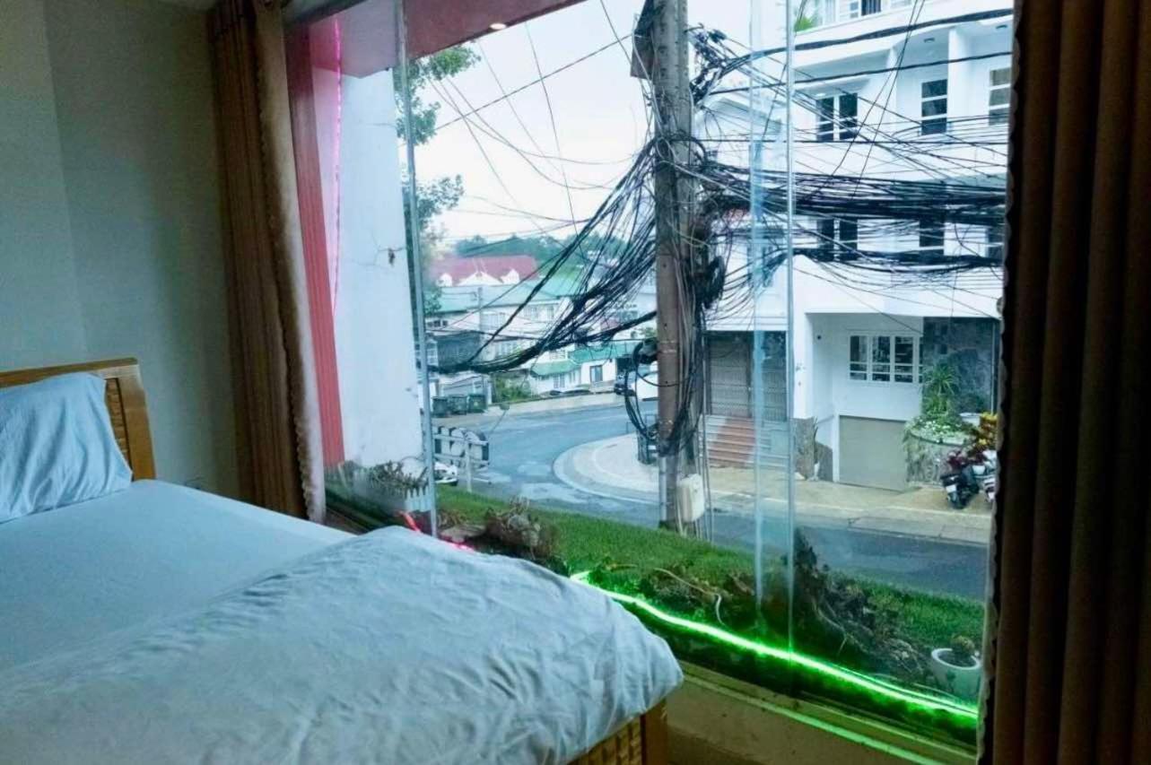 Hotel Nha Nghi Co Hong Đà Lạt Exterior foto